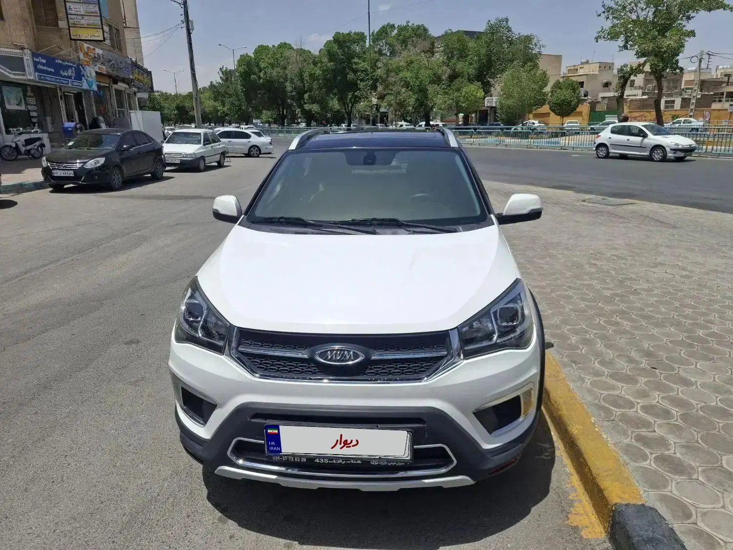 خودرو ام وی ام، X22 آگهی ann_23420748
