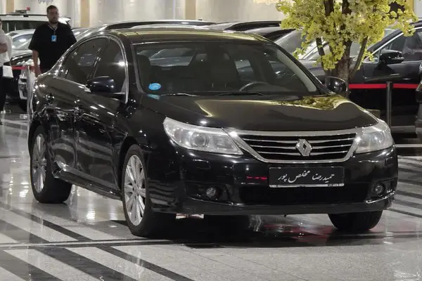 خودرو رنو، لتیتود آگهی ann_23477111
