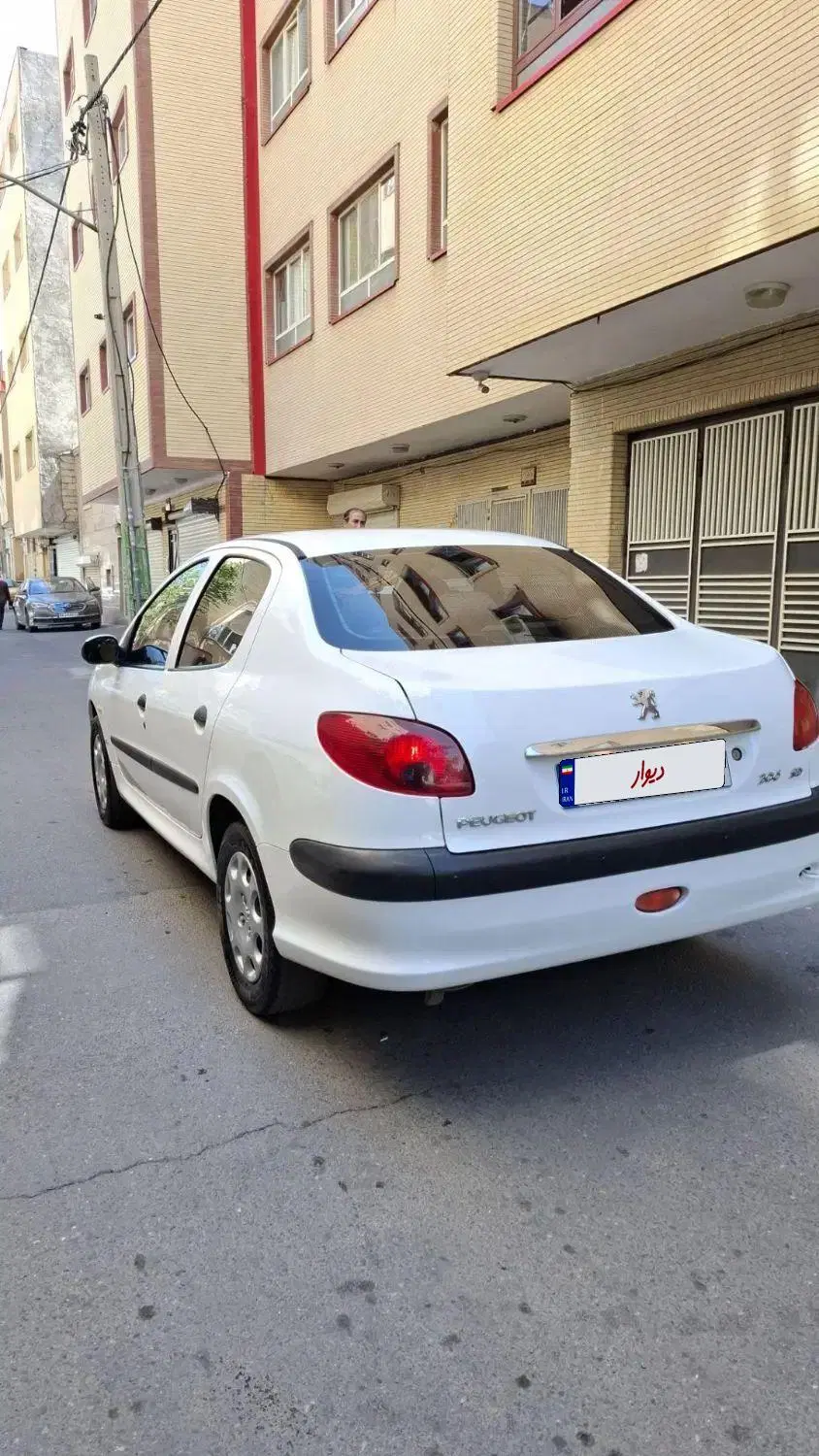 خودرو پژو، ۲۰۶ صندوق دار آگهی ann_23590701