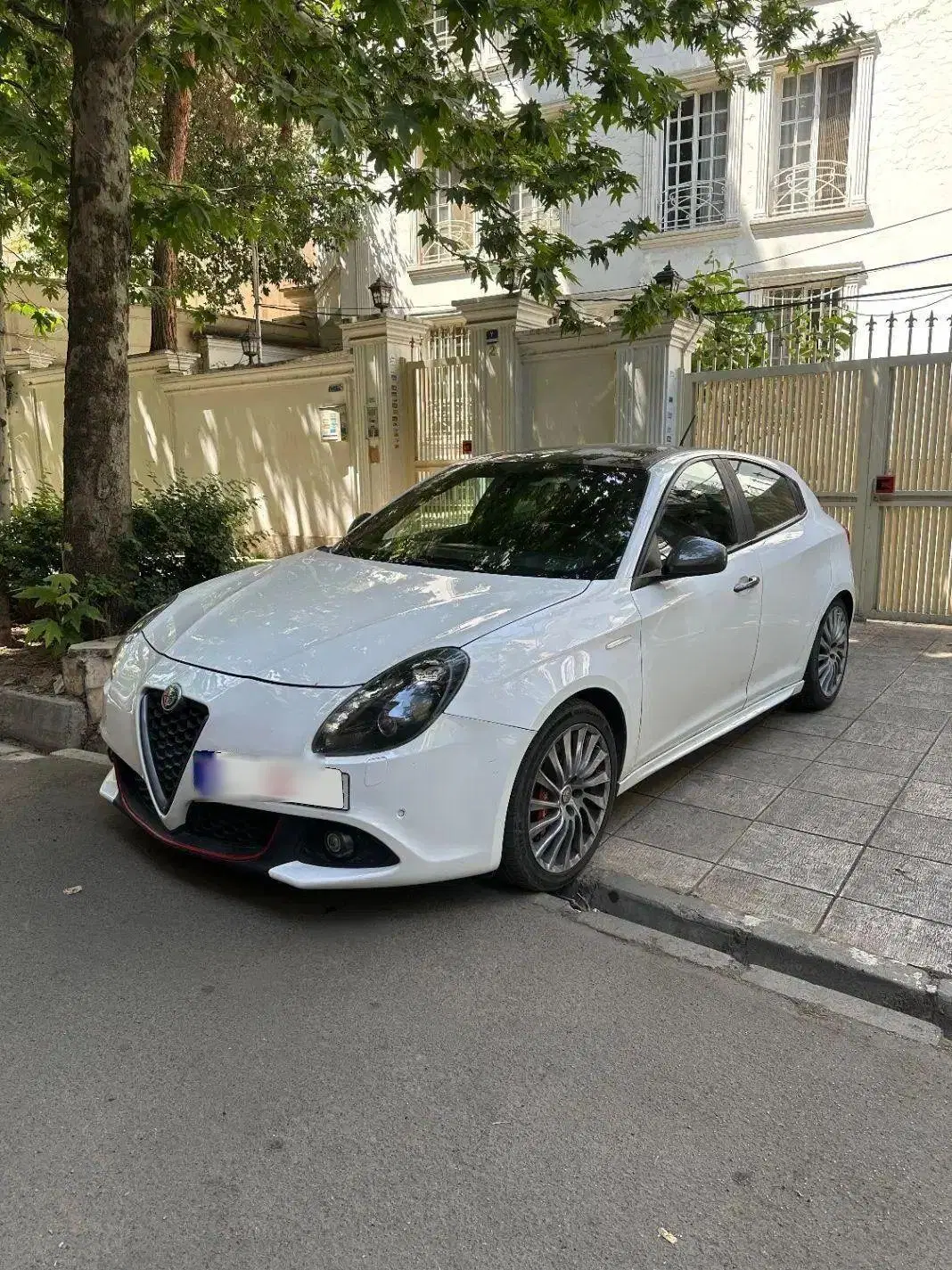 خودرو آلفارومئو، جولیتا آگهی ann_23659461