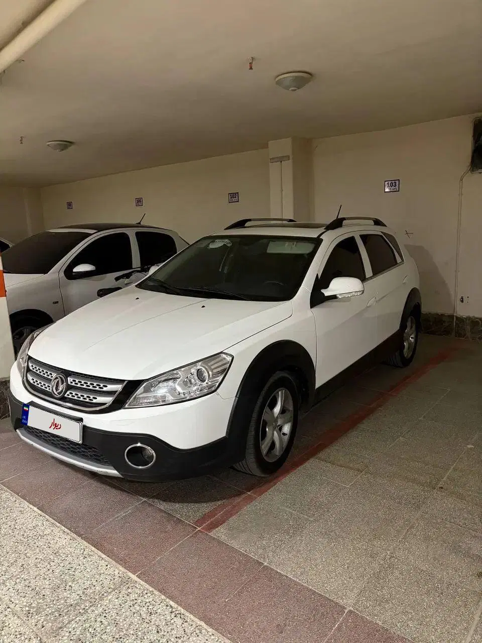 خودرو دانگ فنگ، H30 کراس آگهی ann_23745389