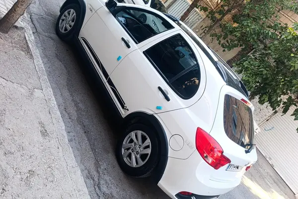 خودرو کوییک، R آگهی ann_23800550