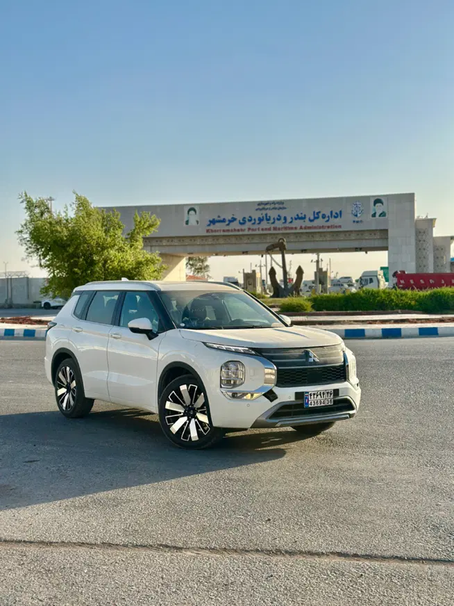 خودرو میتسوبیشی، اوتلندر آگهی ann_23872100