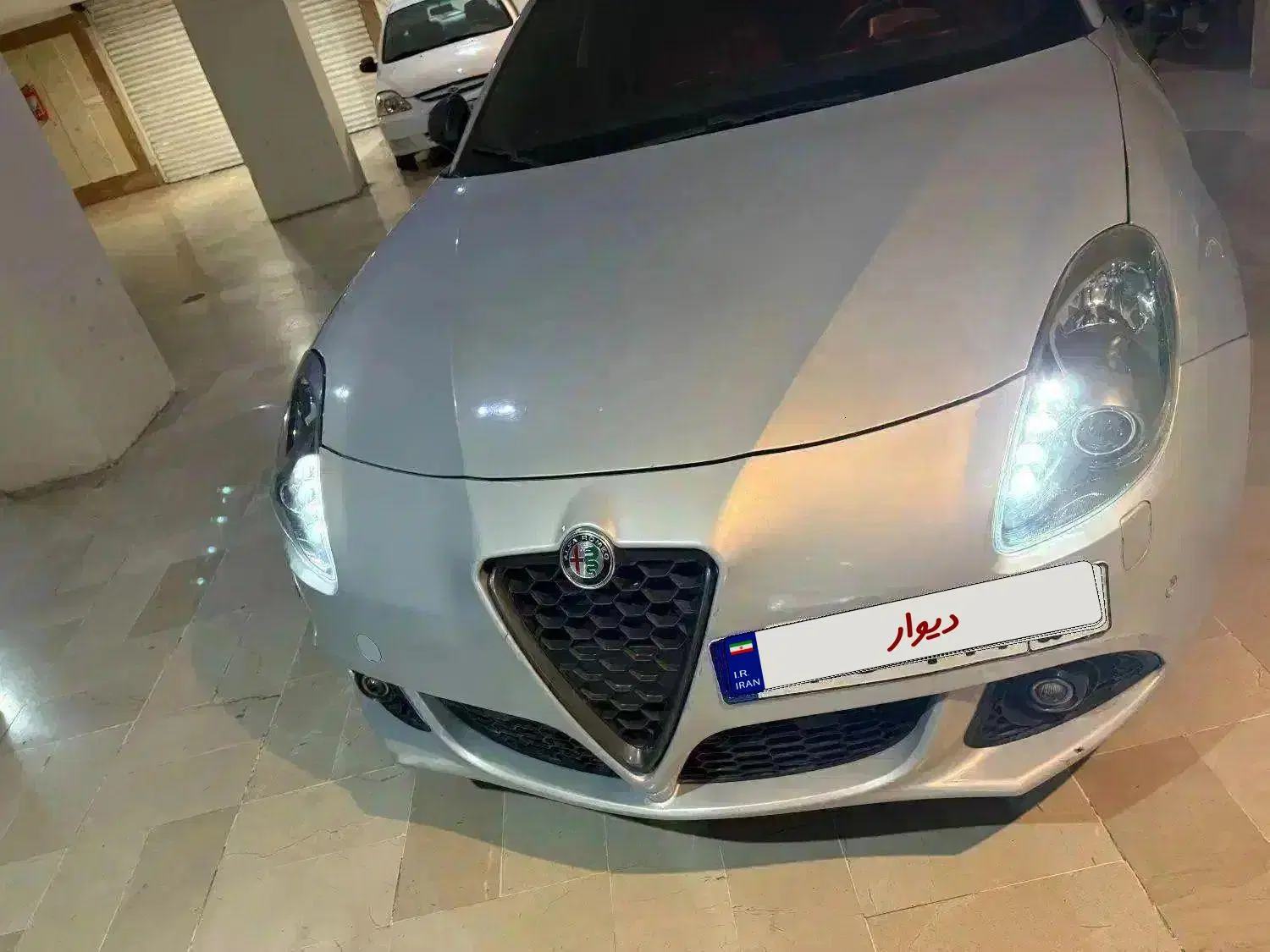 خودرو آلفارومئو، جولیتا آگهی ann_23889140