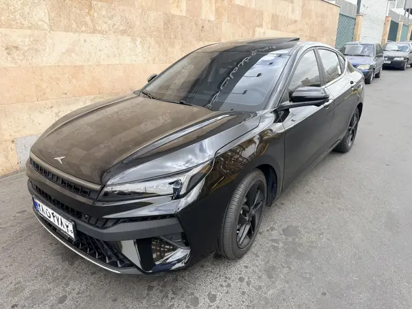 خودرو کی ام سی، J7 آگهی ann_23889834