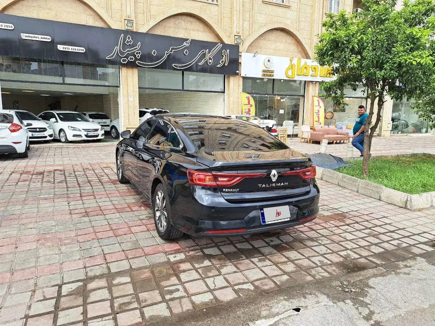 خودرو رنو، تالیسمان آگهی ann_23906897