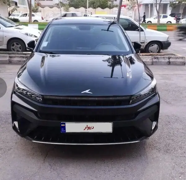 خودرو کی ام سی، EJ7 آگهی ann_24037854