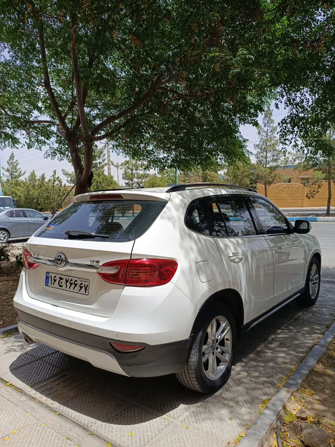 خودرو برلیانس، v5 آگهی ann_24251137