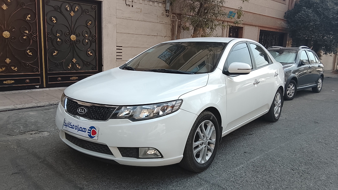 خودرو کیا، سراتو مونتاژ آگهی ann_24259681