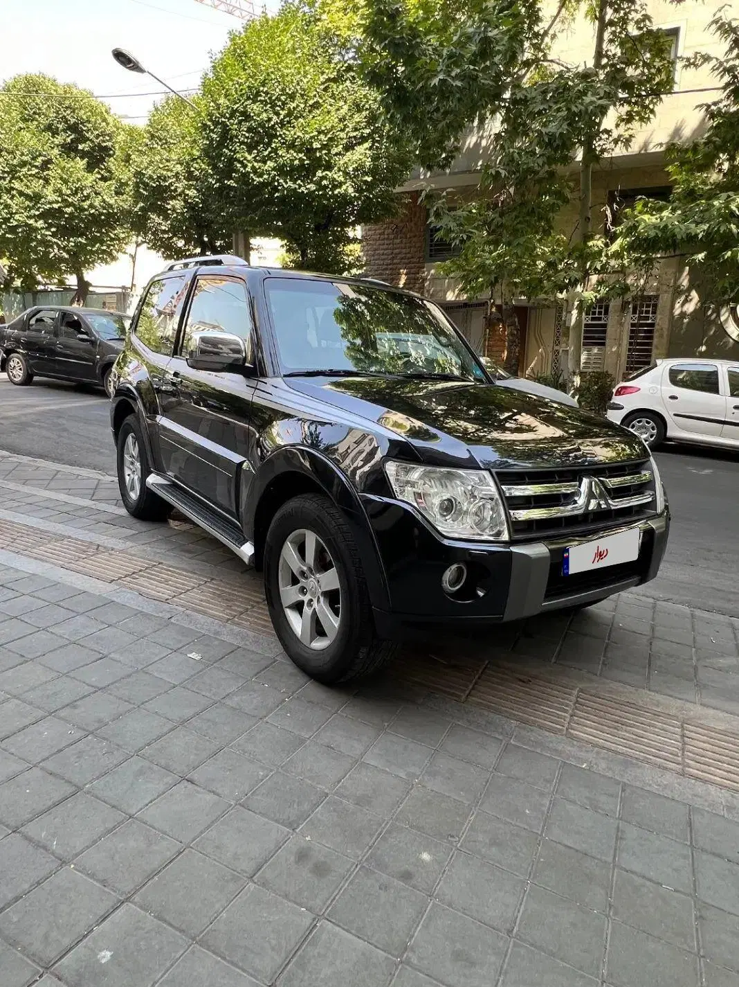 خودرو میتسوبیشی، پاجرو دو درب آگهی ann_24274536