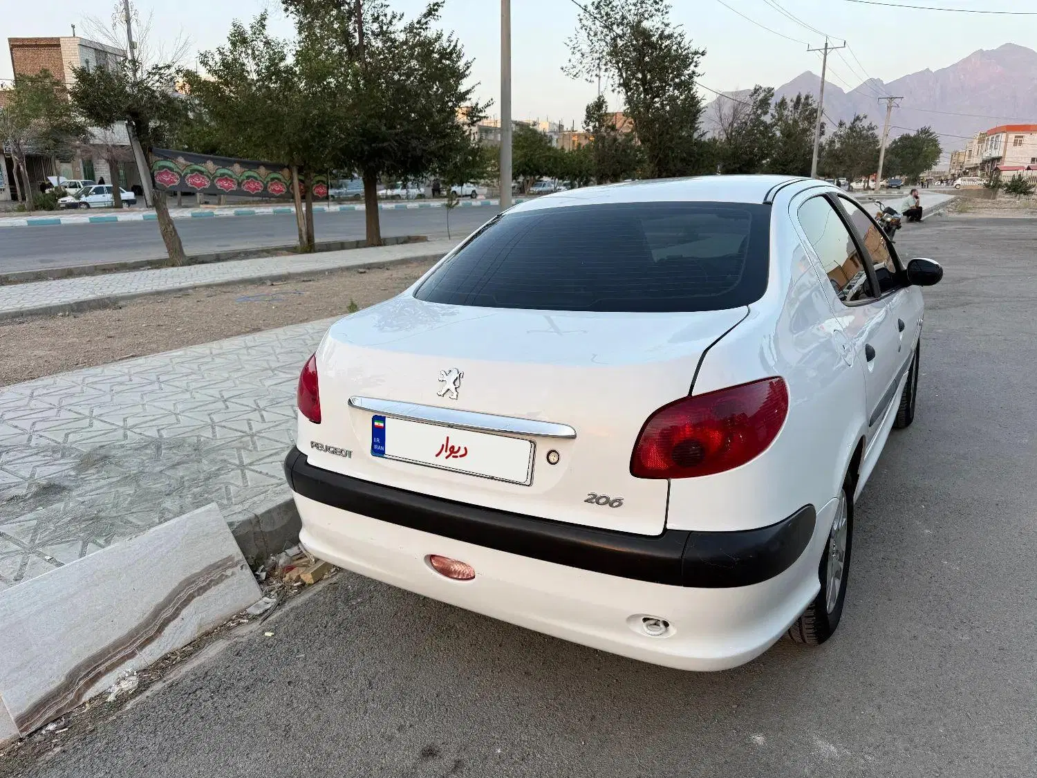 خودرو پژو، ۲۰۶ صندوق دار آگهی ann_24277463