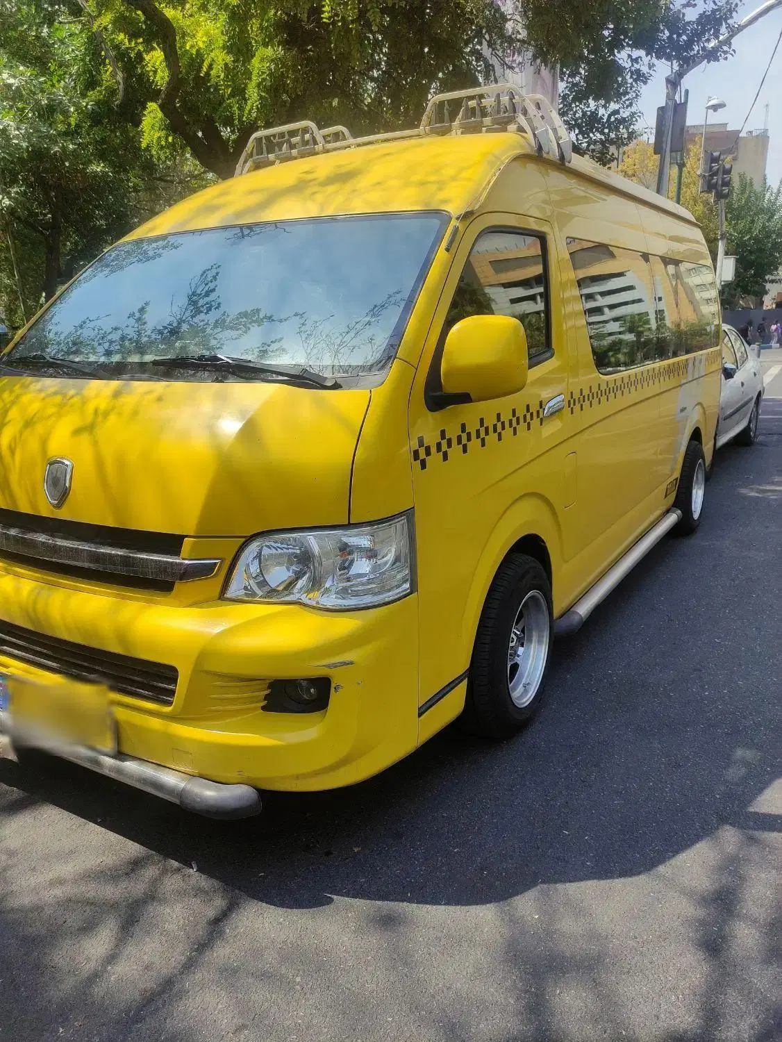 خودرو برلیانس، ون آگهی ann_24324516