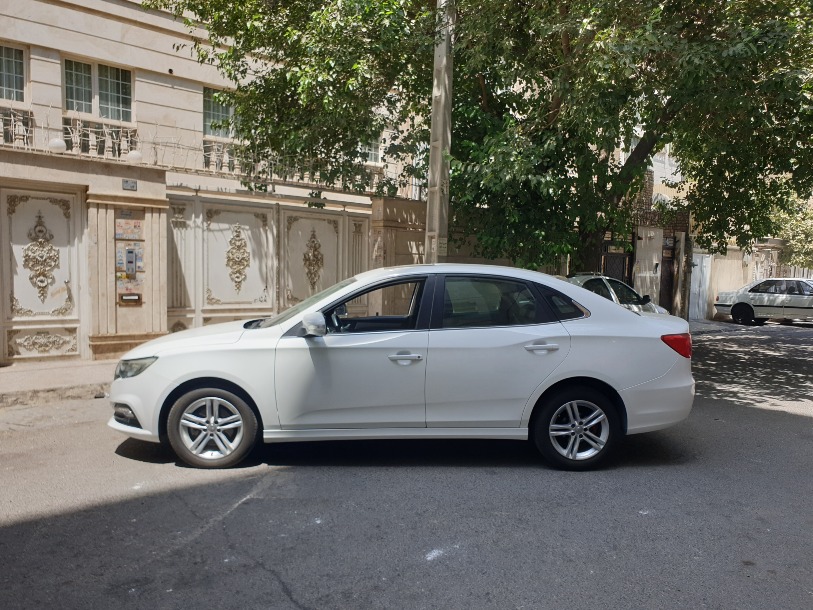 خودرو بسترن، B30 آگهی ann_24340373