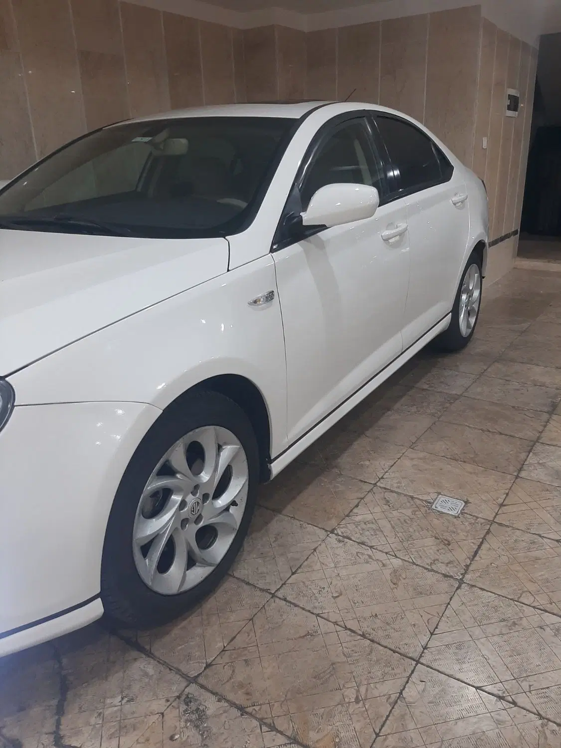 خودرو ام جی، 6 لیفت بک آگهی ann_24374923
