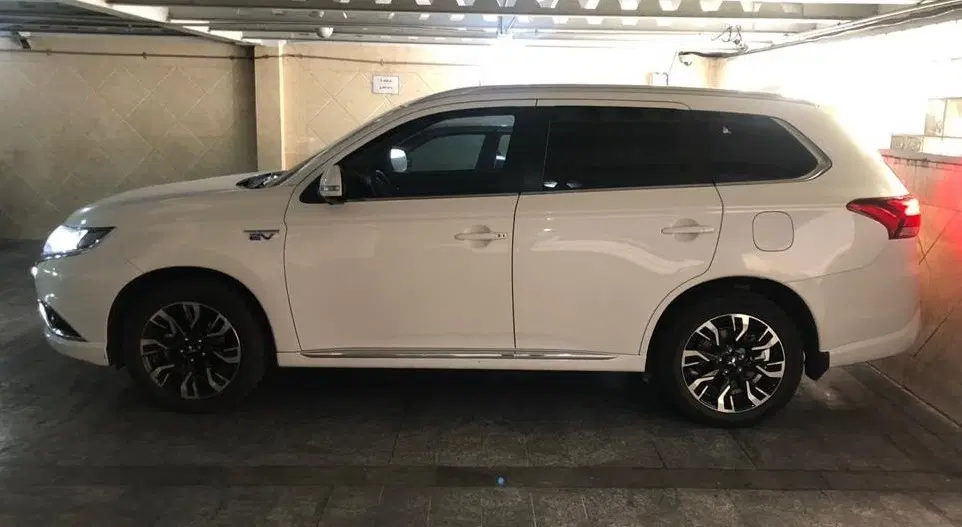 خودرو میتسوبیشی، اوتلندر PHEV آگهی ann_24377888