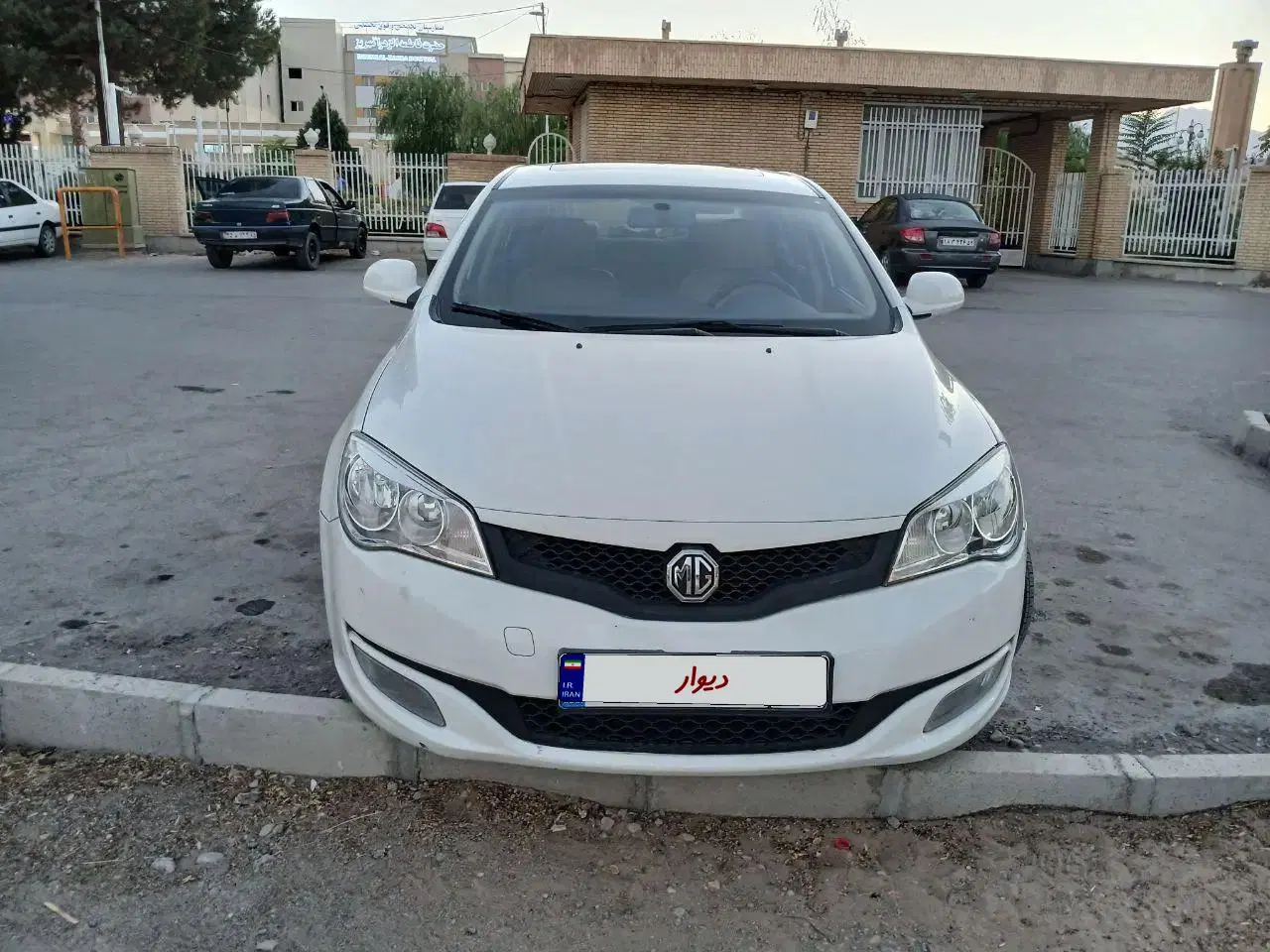 خودرو ام جی، 350 آگهی ann_24384600