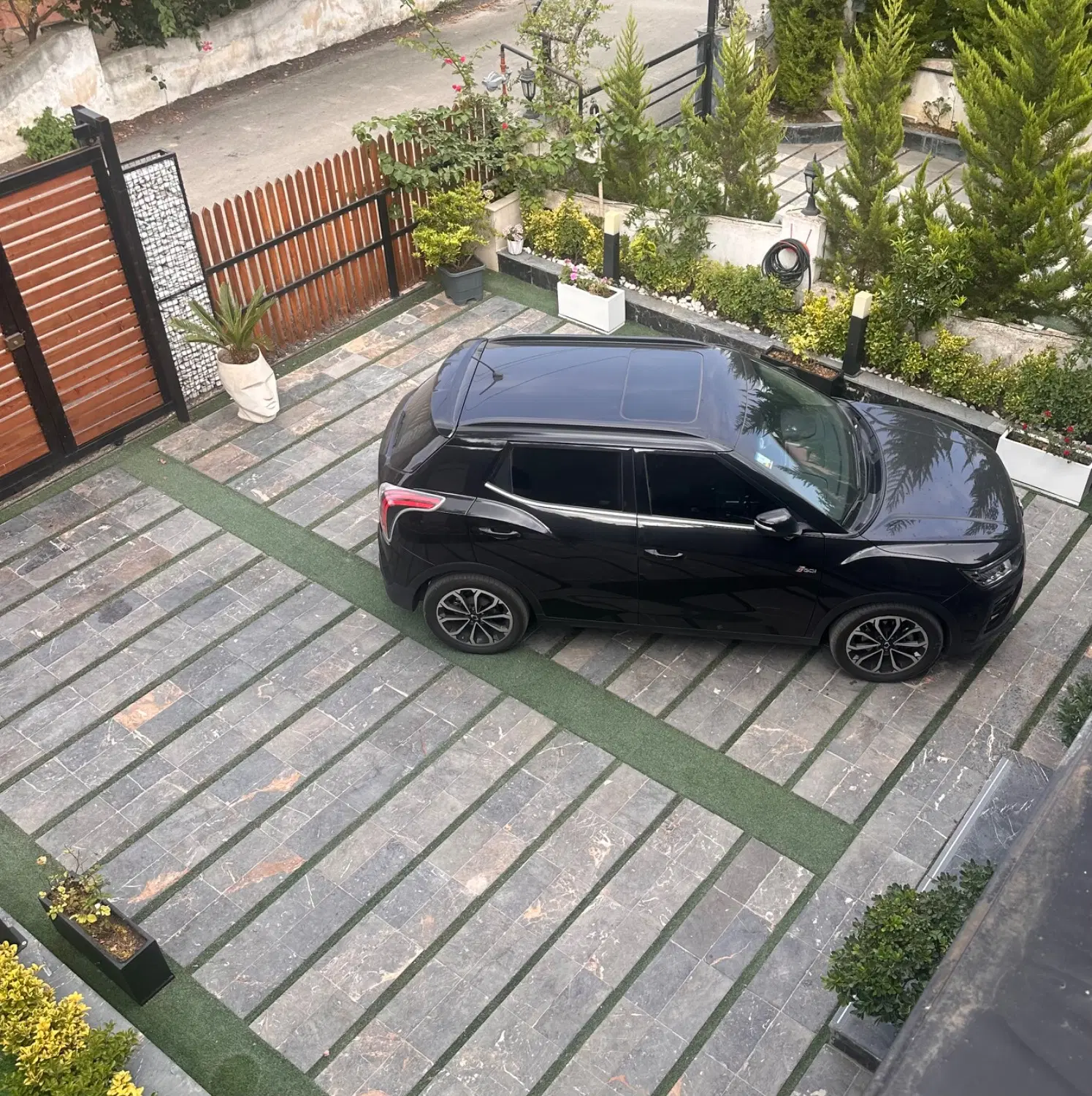 خودرو سانگ یانگ، تیوولی مونتاژ آگهی ann_24406534