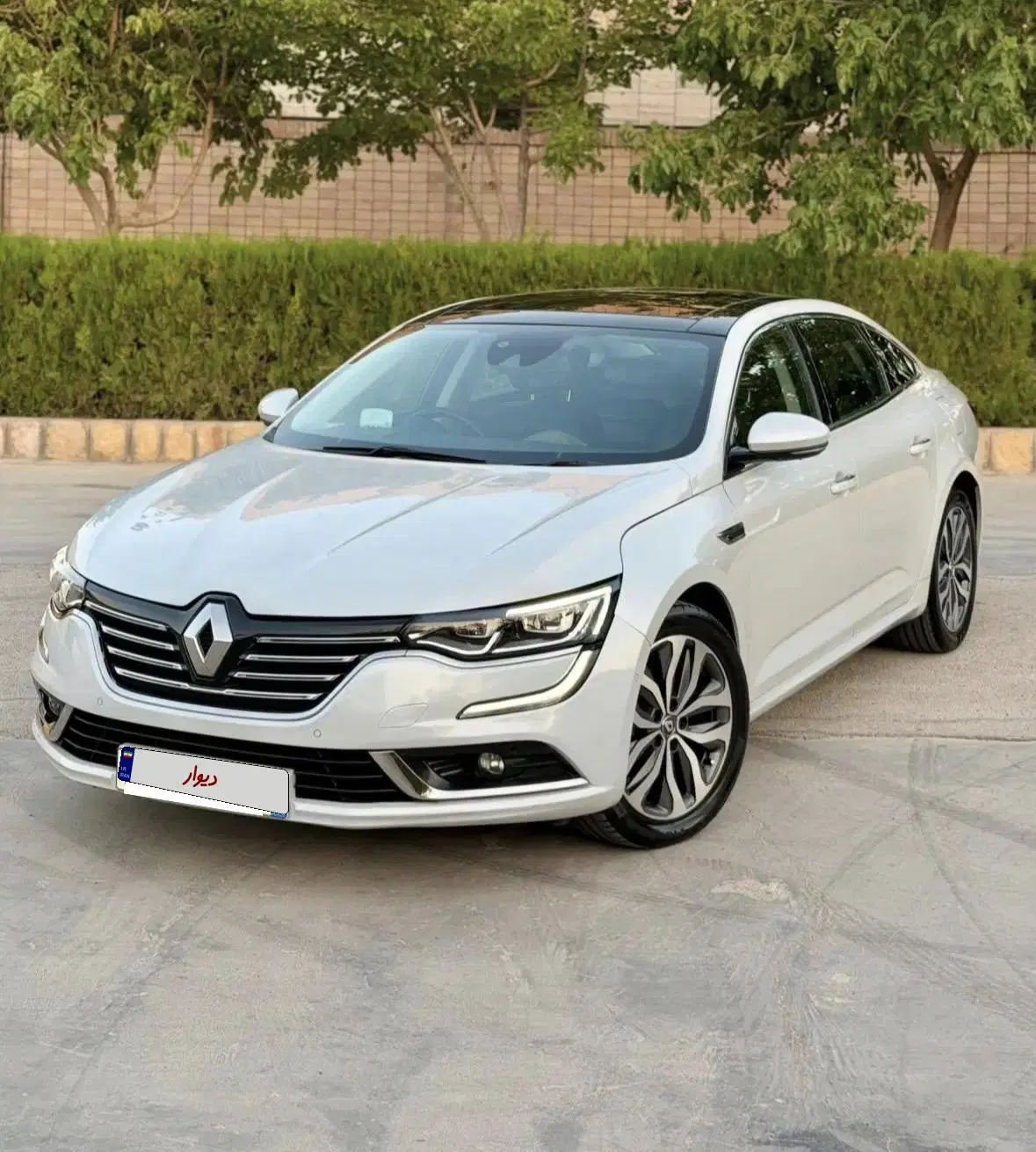 خودرو رنو، تالیسمان آگهی ann_24427068
