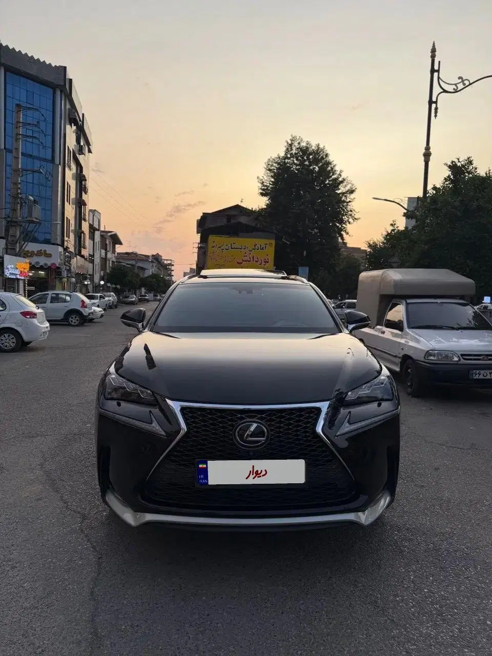 خودرو لکسوس، NX آگهی ann_24458265