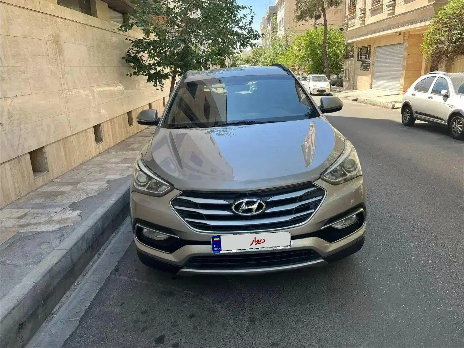 خودرو هیوندای، سانتافه آگهی ann_24488170