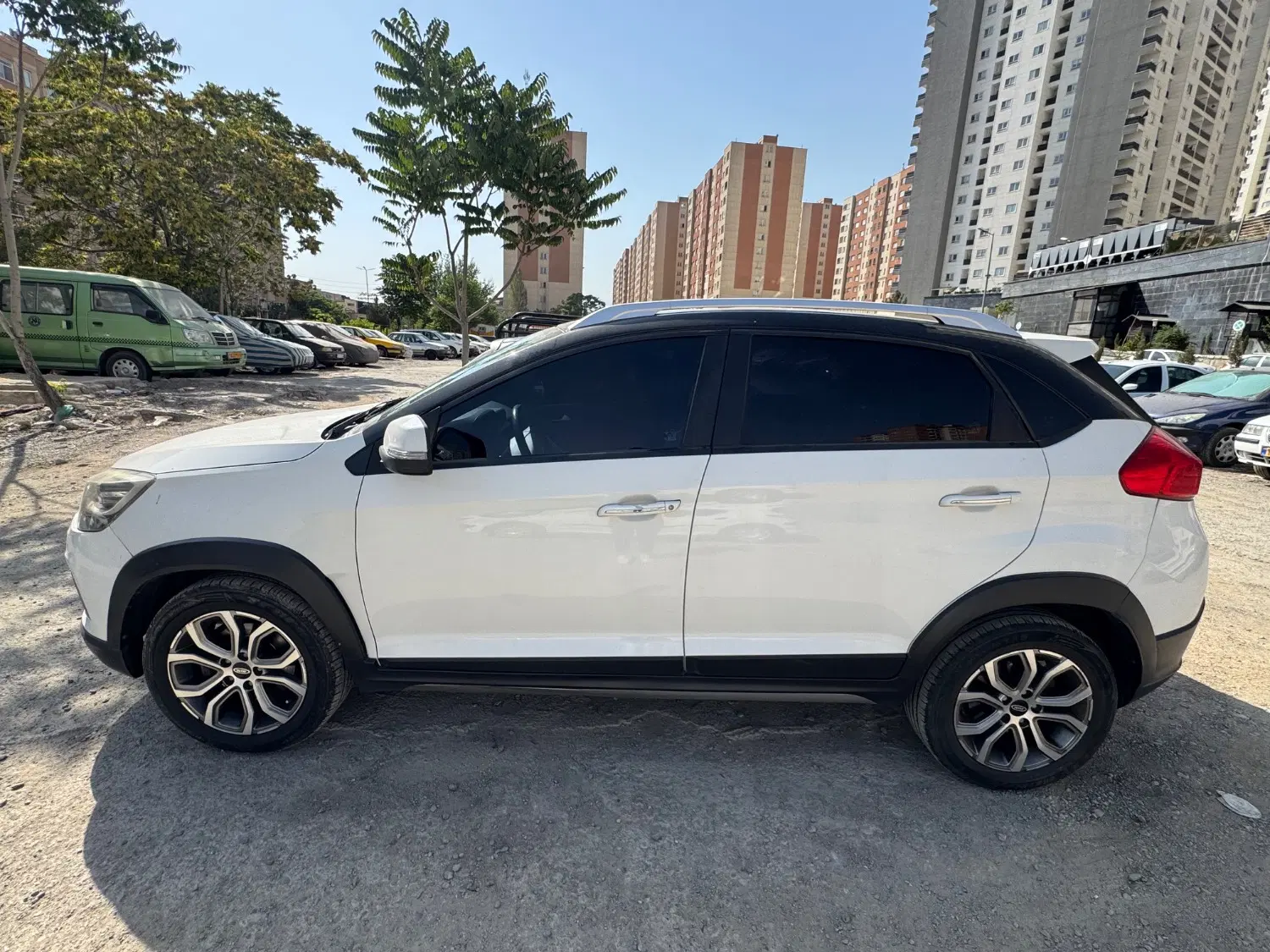 خودرو ام وی ام، X22 آگهی ann_24505647
