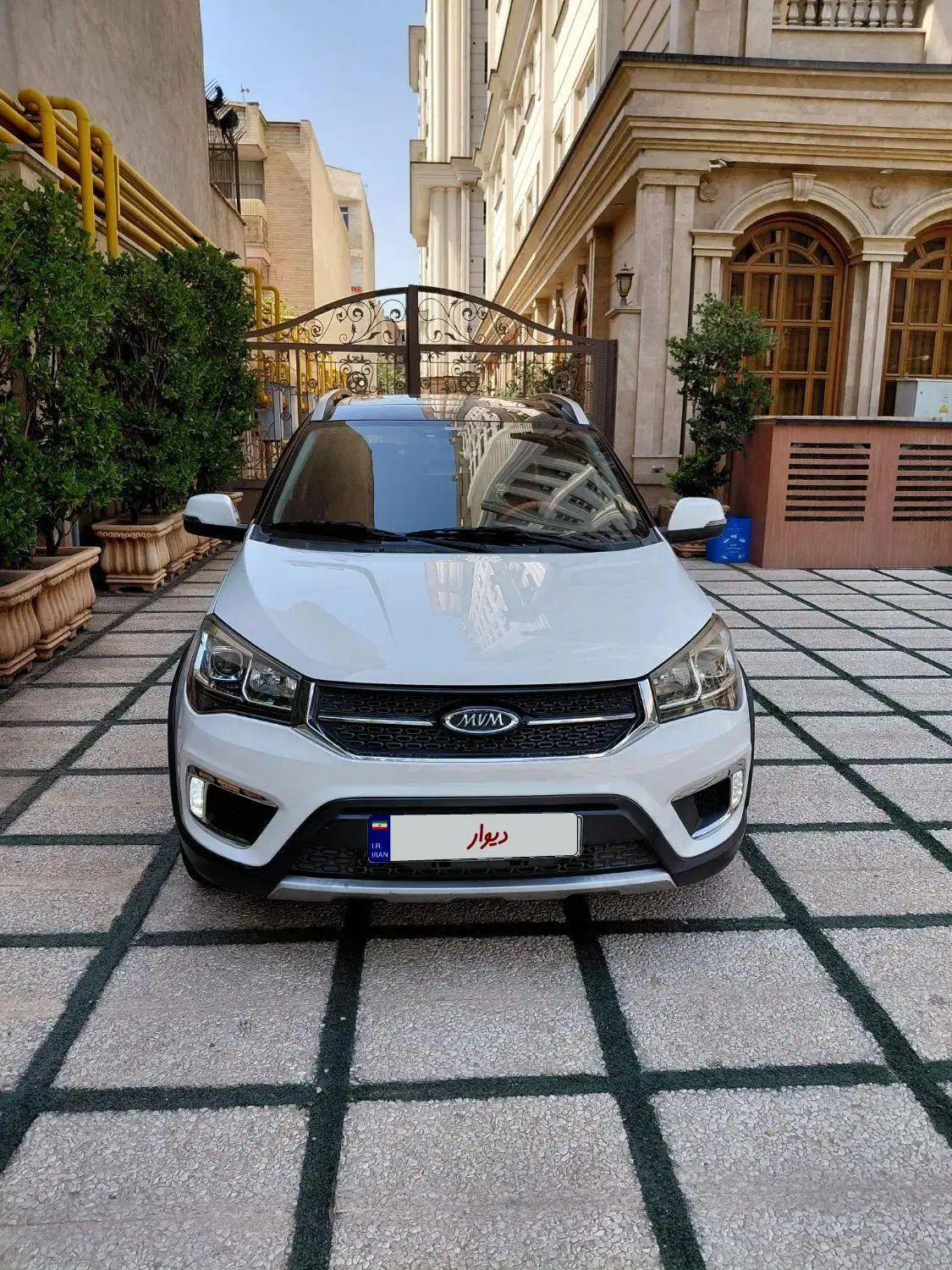 خودرو ام وی ام، X22 آگهی ann_24545496