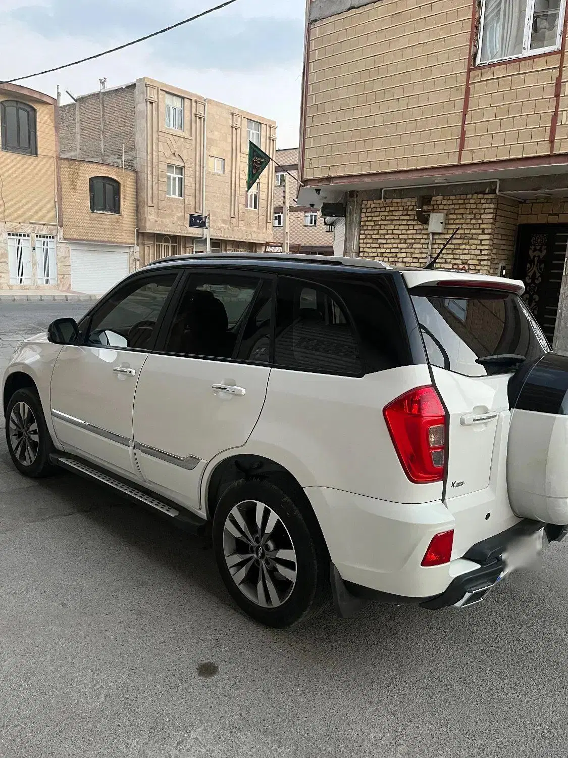 خودرو ام وی ام، X33 آگهی ann_24630675