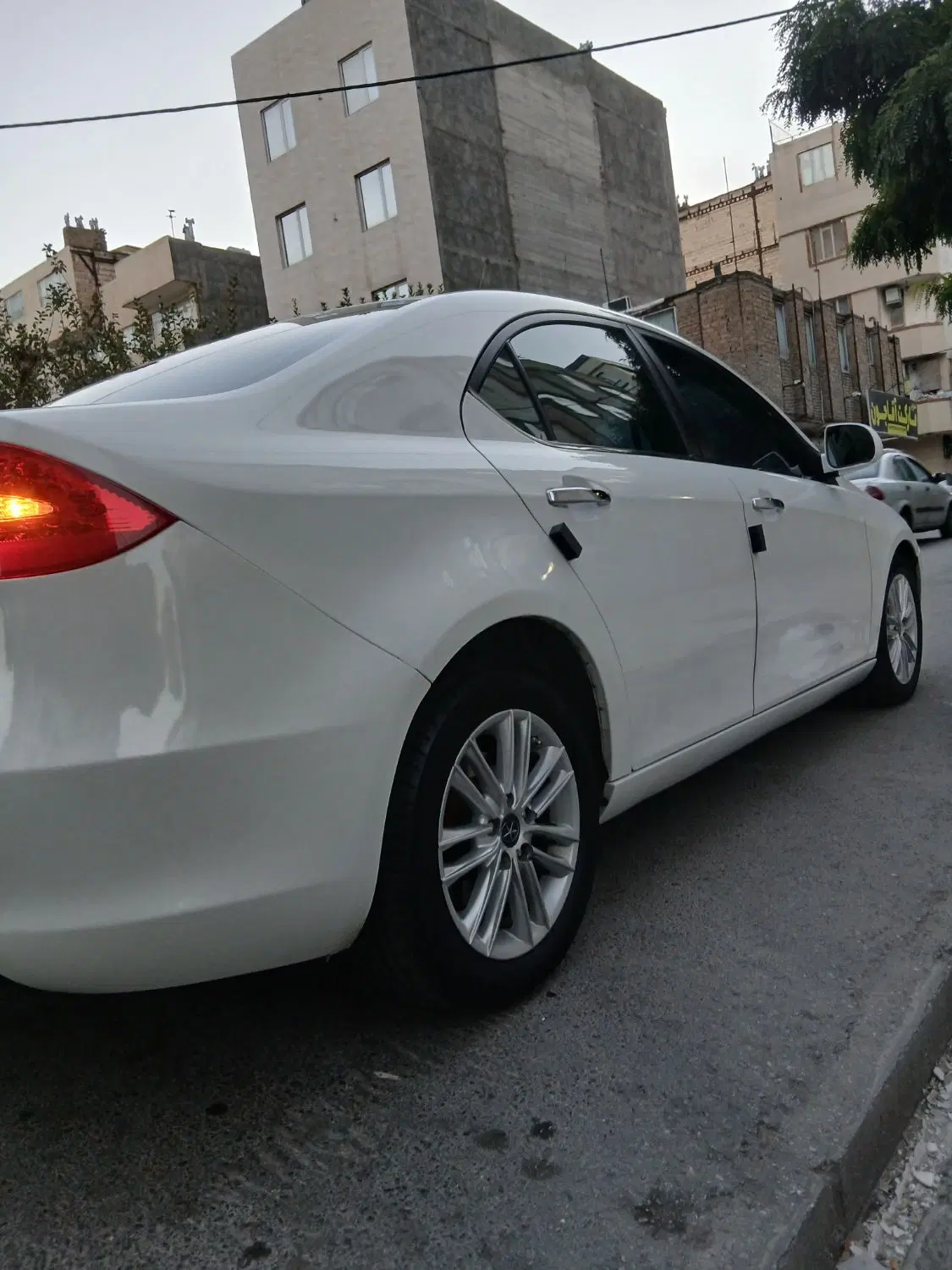 خودرو جک، J5 آگهی ann_24849425