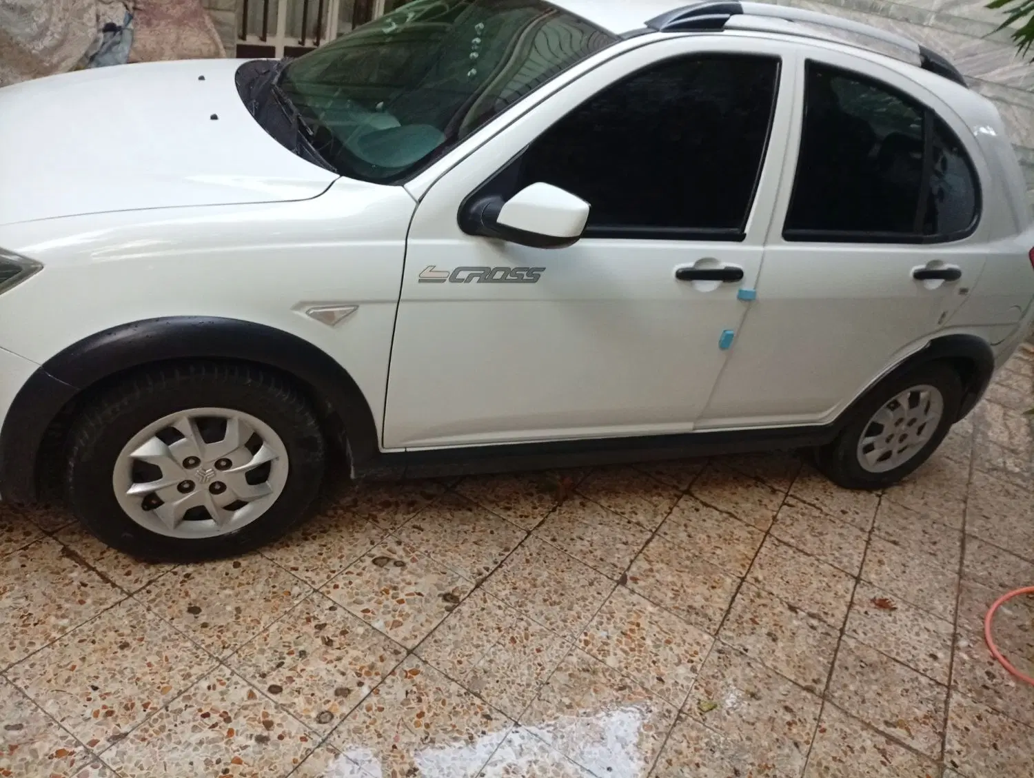 خودرو کوییک، معمولی آگهی ann_24849760