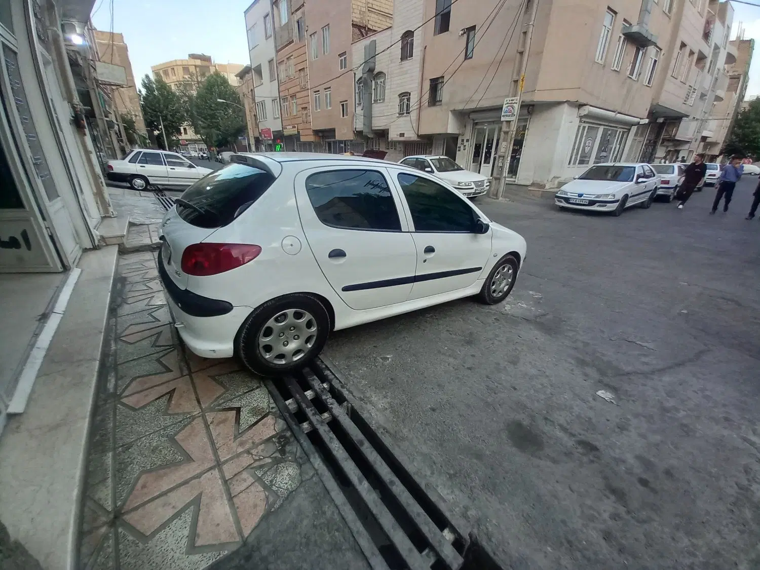 خودرو پژو، 206 آگهی ann_24851223