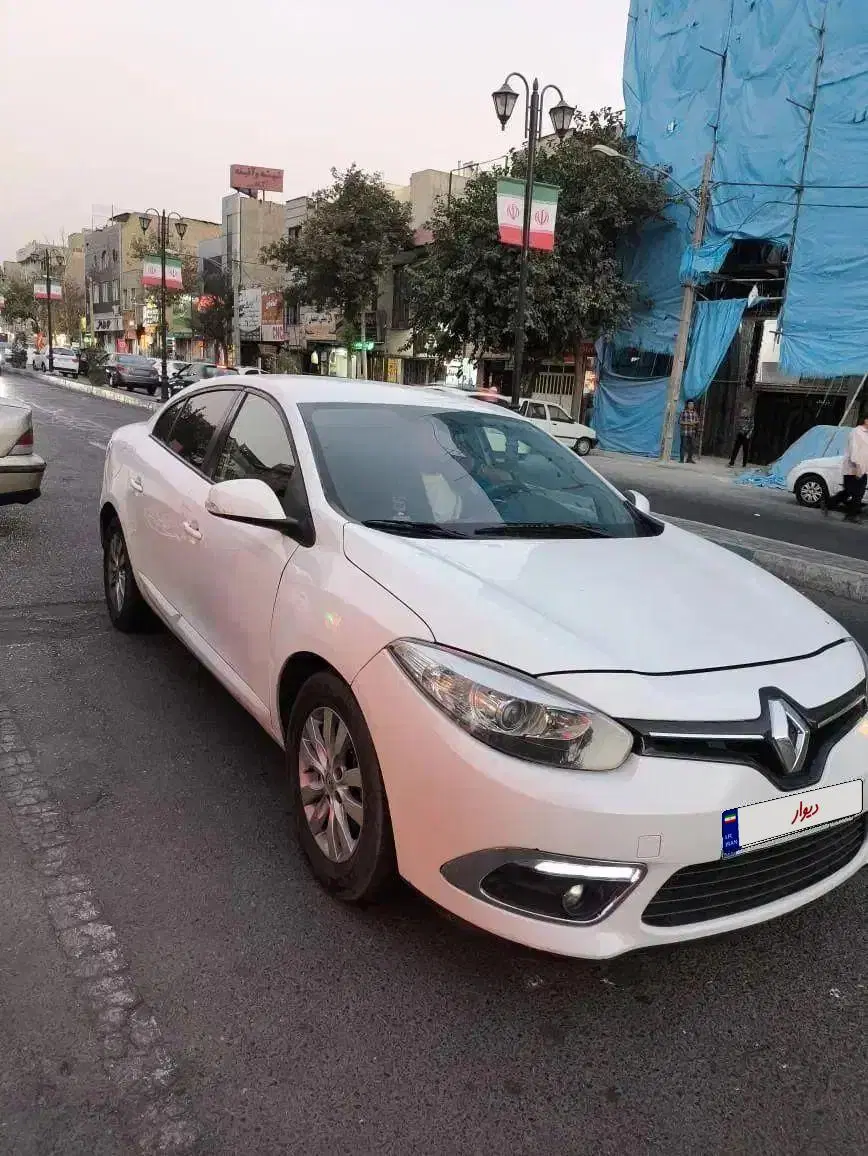 خودرو رنو، فلوئنس آگهی ann_24852914