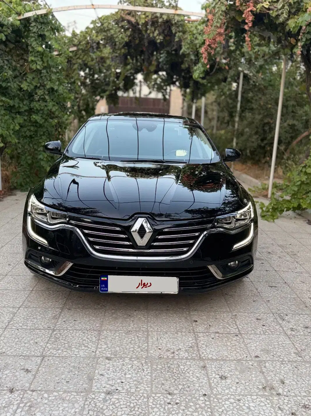 خودرو رنو، تالیسمان آگهی ann_24858775