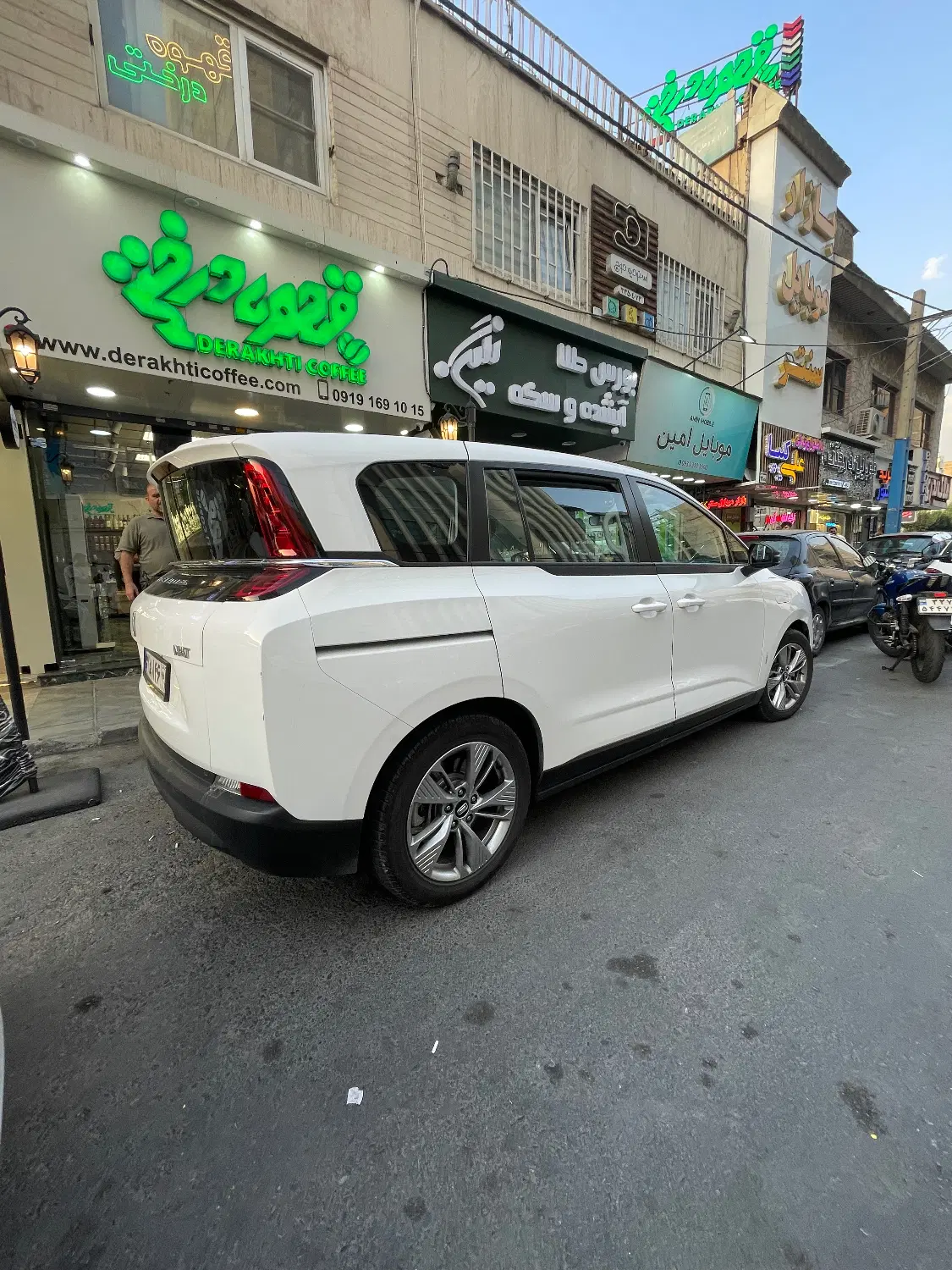 خودرو بستیون، نات آگهی ann_24865358