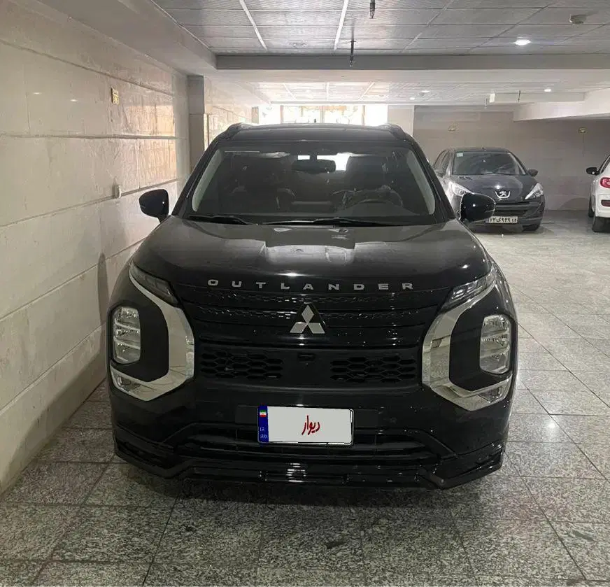 خودرو میتسوبیشی، اوتلندر آگهی ann_24887317