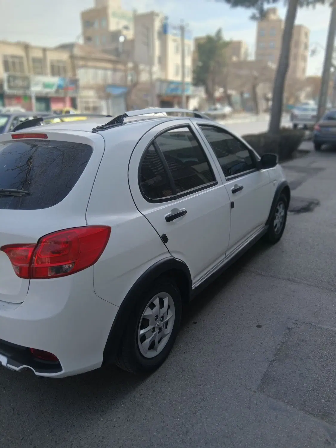 خودرو کوییک، معمولی آگهی ann_24923873