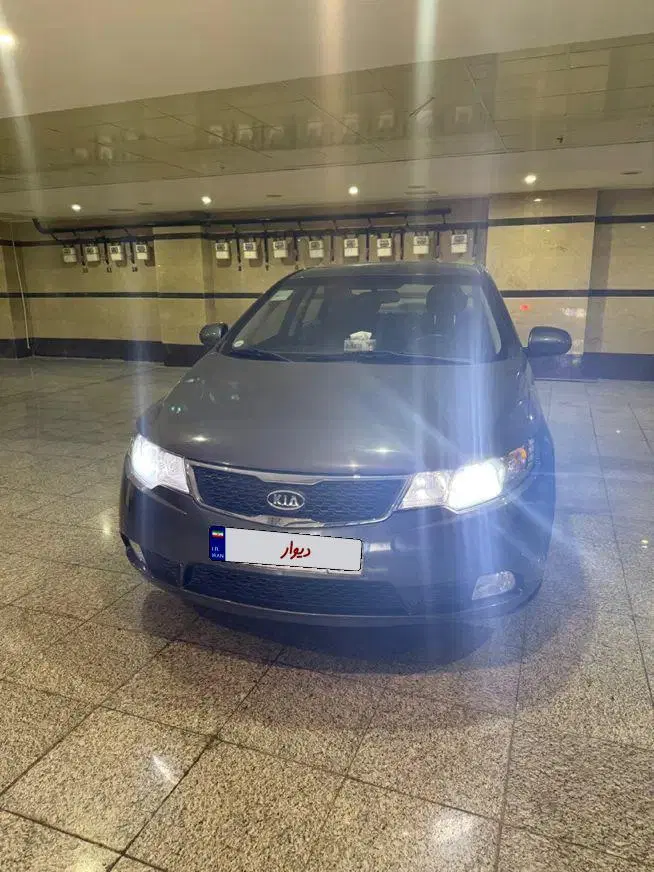 خودرو کیا، سراتو مونتاژ آگهی ann_24923931