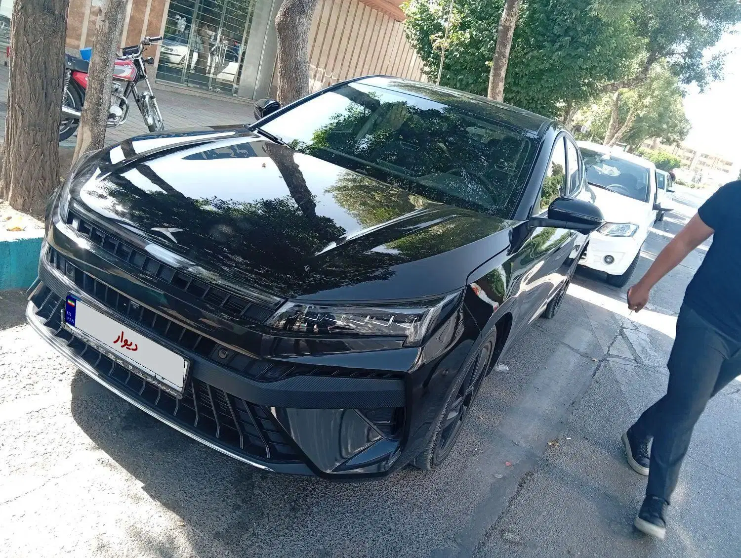 خودرو کی ام سی، J7 آگهی ann_24924232