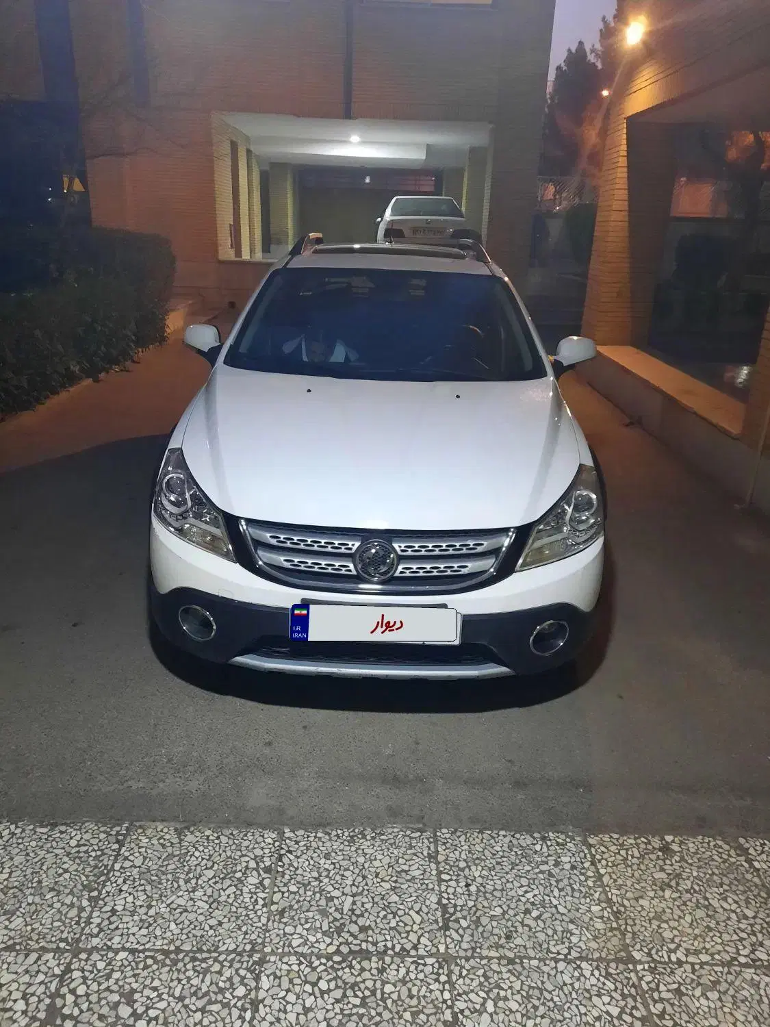 خودرو دانگ فنگ، H30 کراس آگهی ann_24924512