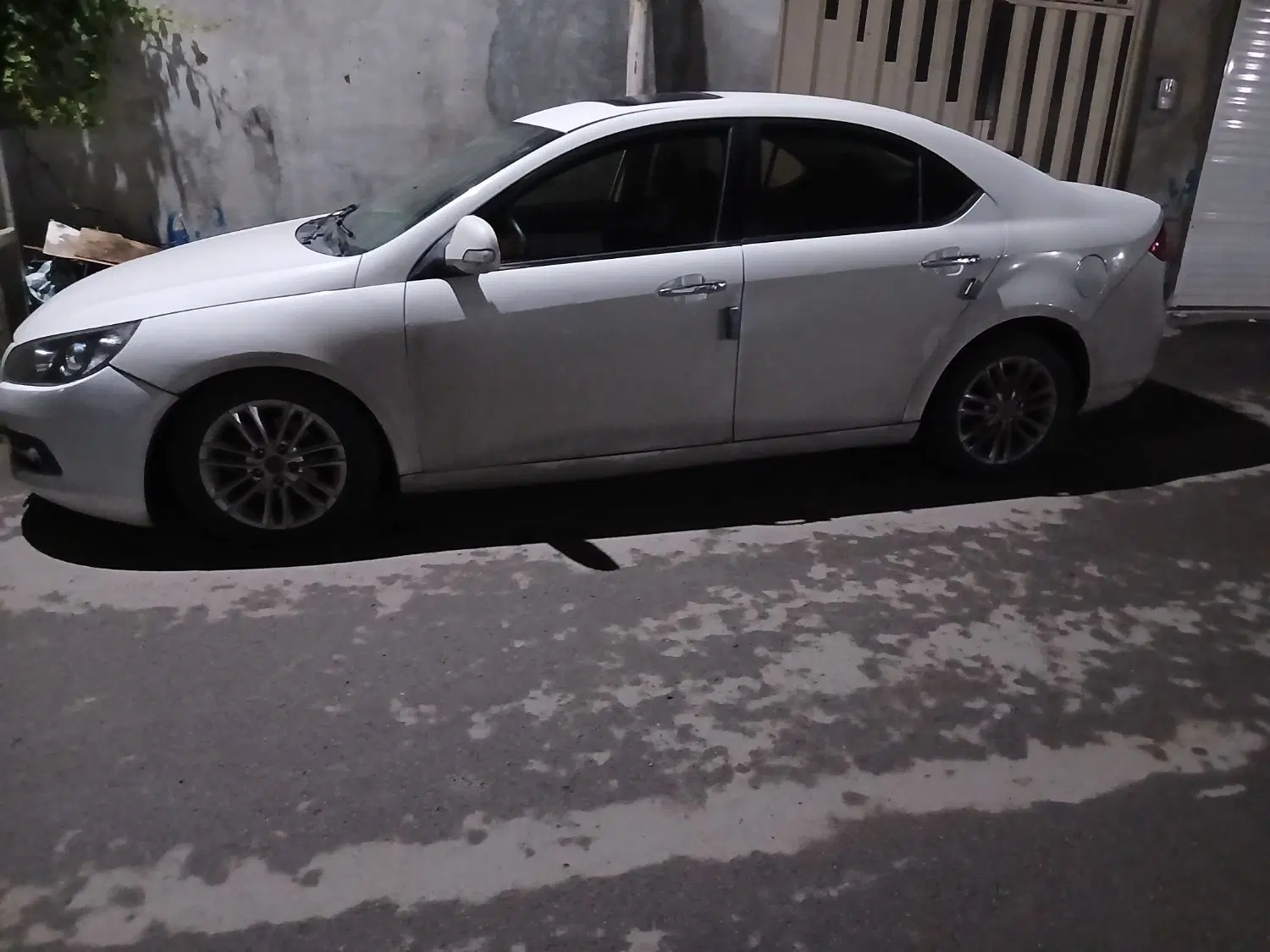 خودرو جک، J5 آگهی ann_24925418