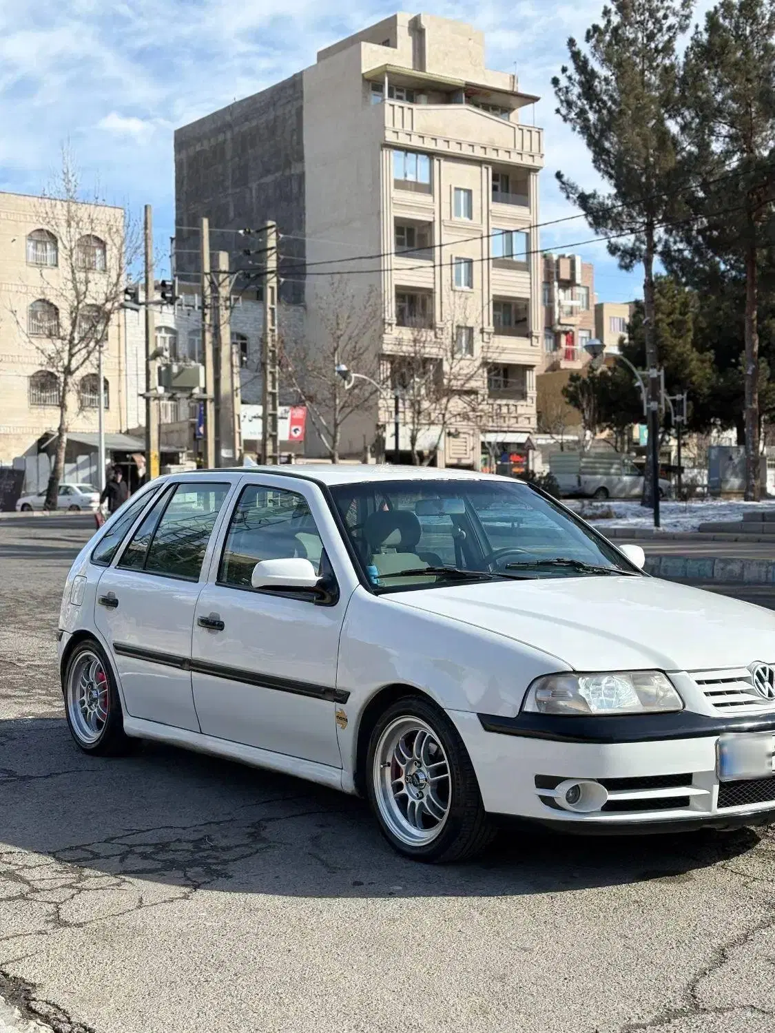 خودرو فولکس، گل آگهی ann_25010062