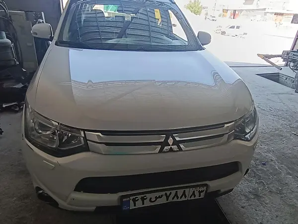 خودرو میتسوبیشی، اوتلندر آگهی ann_25010838