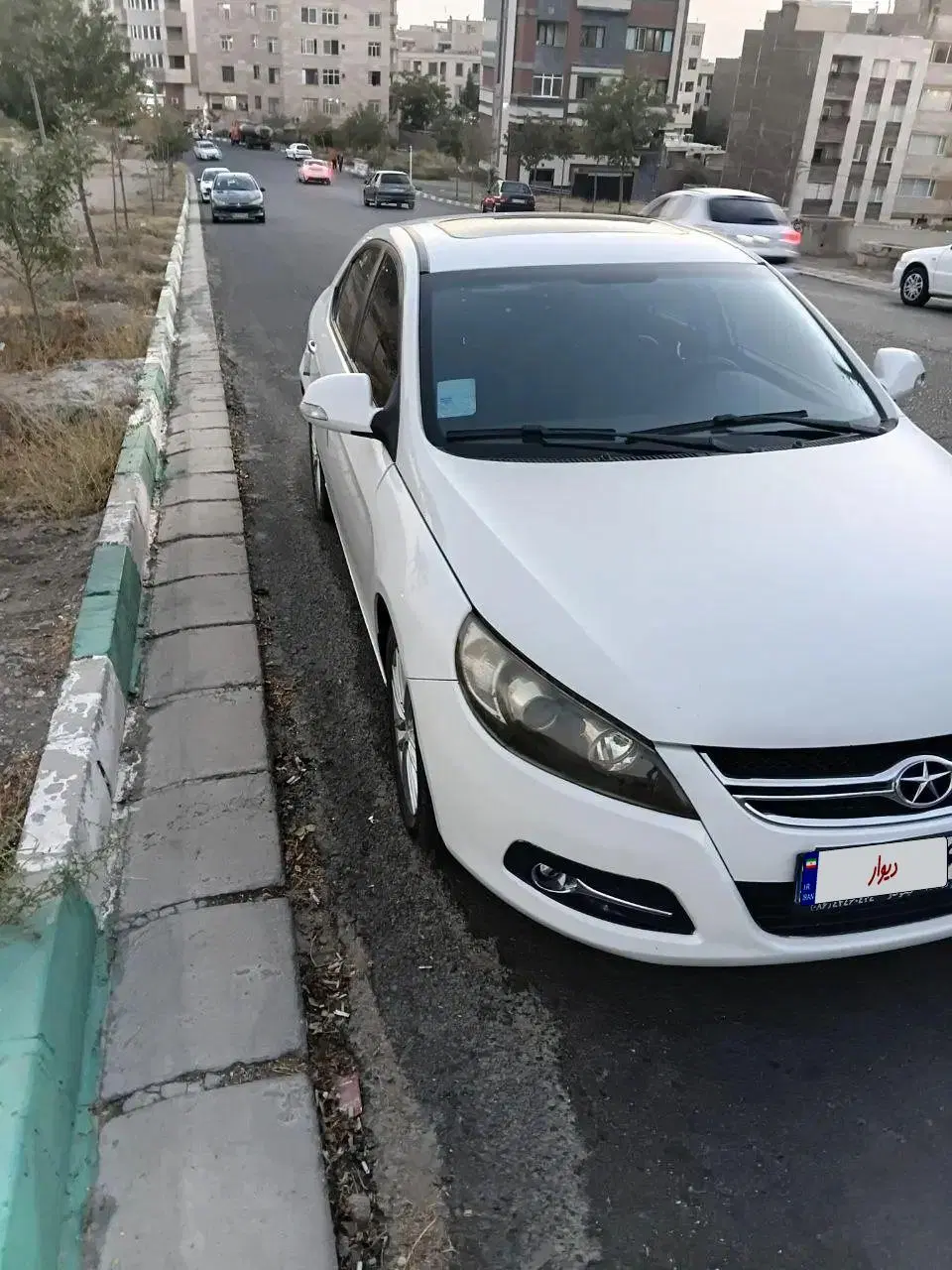 خودرو جک، J5 آگهی ann_25011577