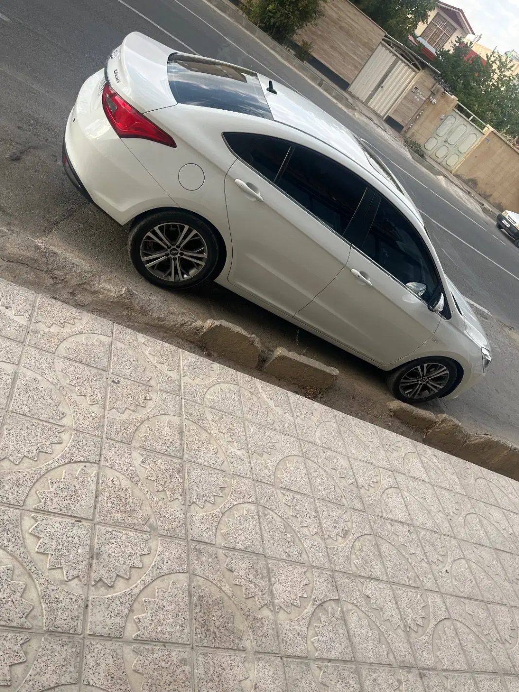خودرو چری، آریزو ۵ توربو آگهی ann_25012008