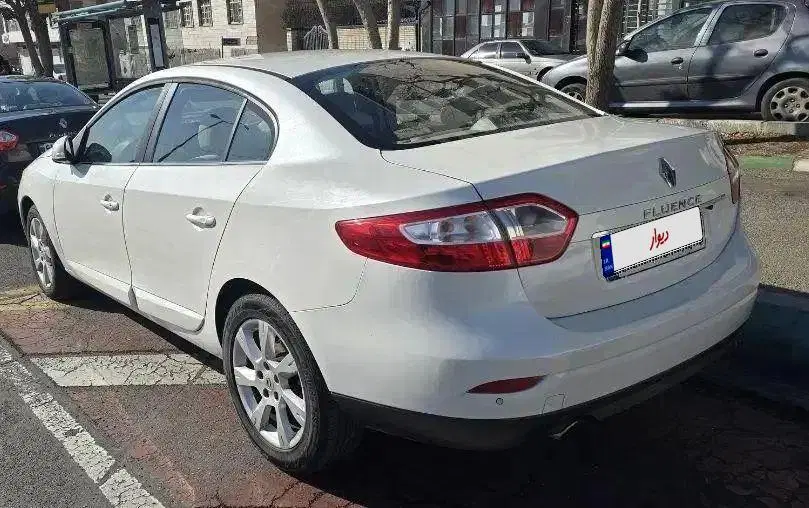 خودرو رنو، فلوئنس آگهی ann_25019563