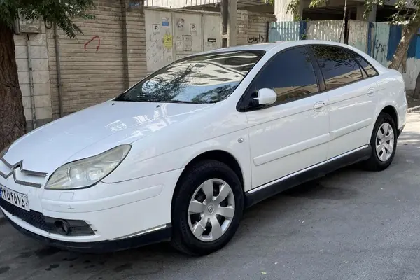 خودرو سیتروئن، C5 آگهی ann_25021019
