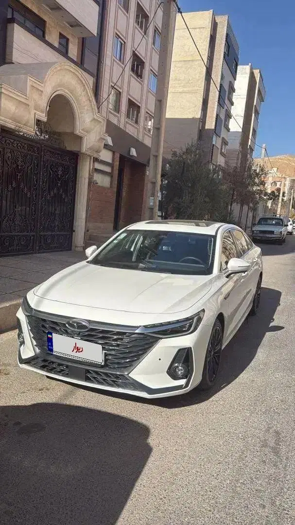 خودرو فونیکس، آریزو 8 آگهی ann_25030318