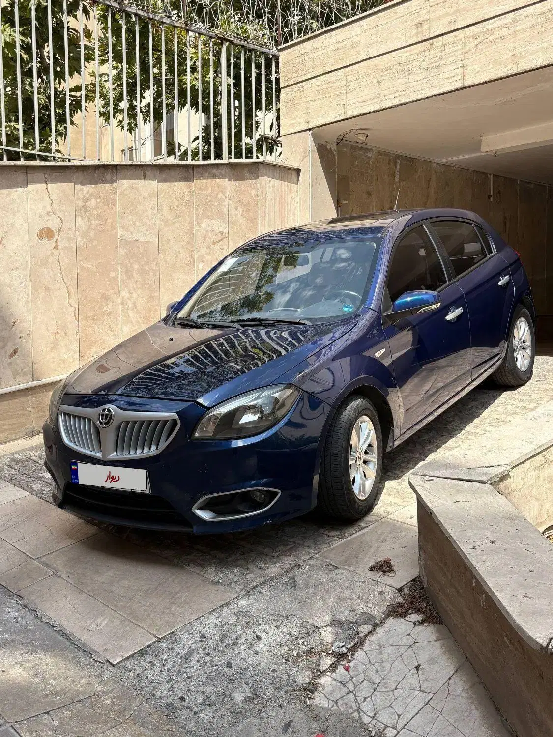 خودرو برلیانس، H320 آگهی ann_25046620