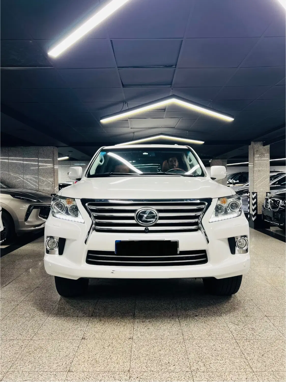 خودرو لکسوس، LX 570 آگهی ann_25063962