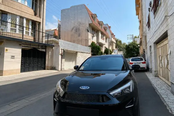 خودرو کی ام سی، EJ7 آگهی ann_25125716