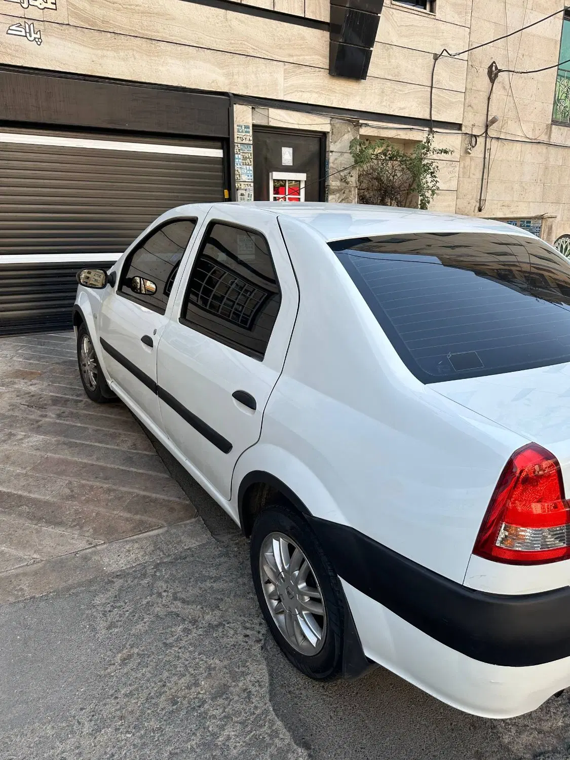 خودرو رنو، تندر 90 آگهی ann_25149807
